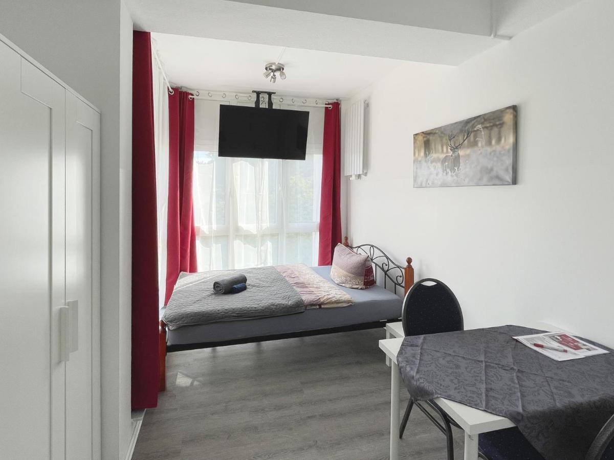 Schwanenburg Apartments Kolonie Rontgental Luaran gambar