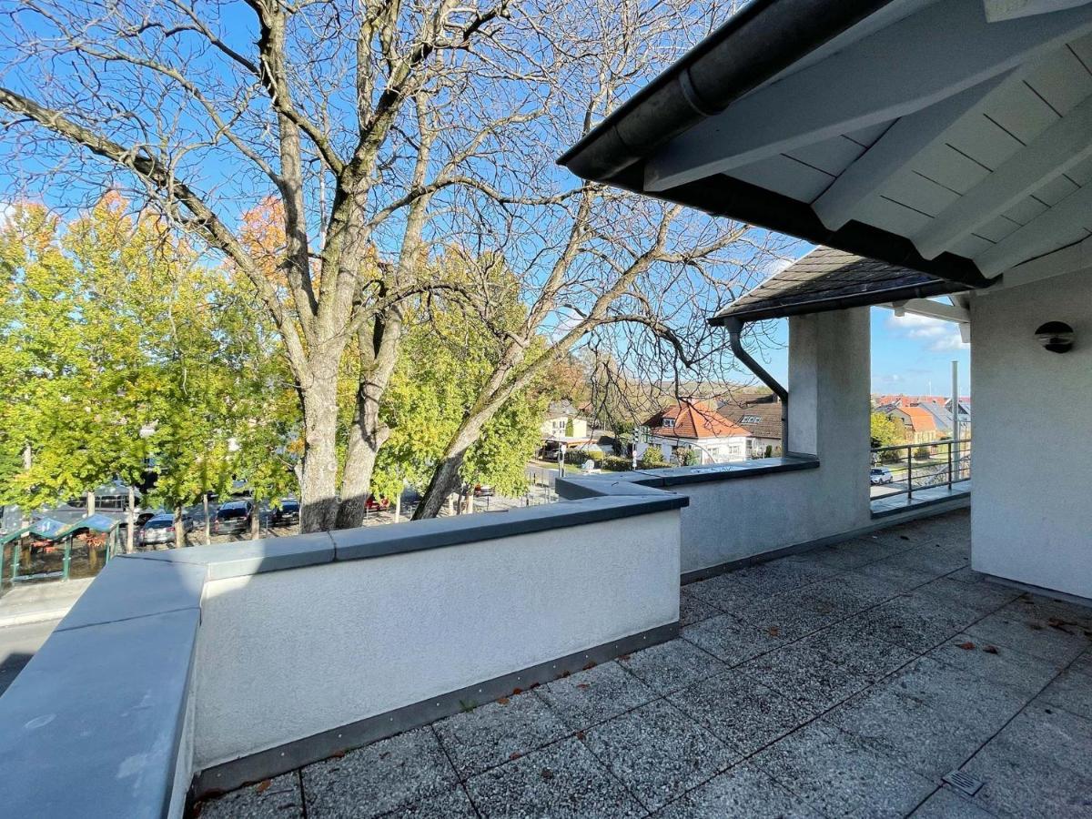 Schwanenburg Apartments Kolonie Rontgental Luaran gambar