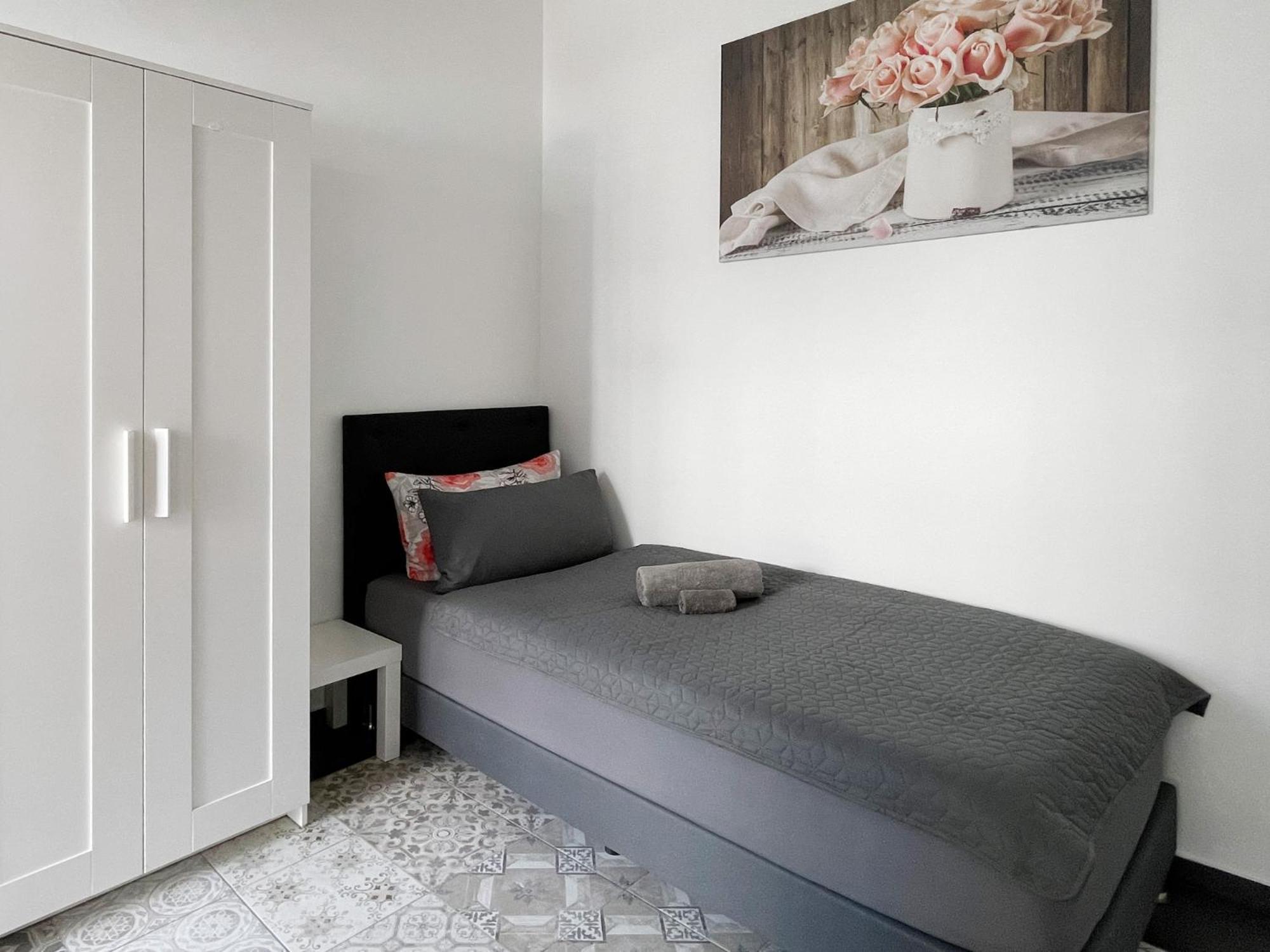 Schwanenburg Apartments Kolonie Rontgental Bilik gambar